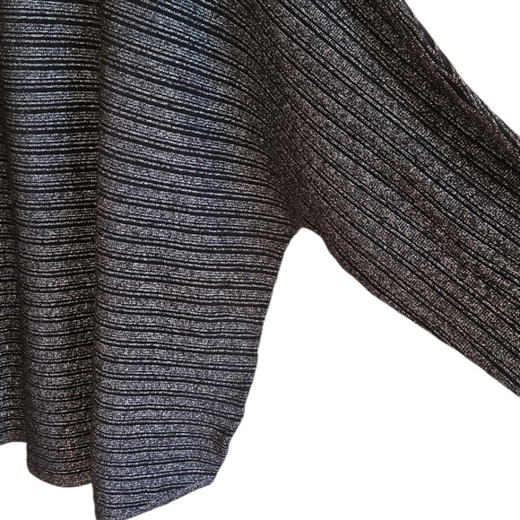 Vila Milano Blouse Knit Stripe Shimmer Stretch Oversize Black Women's 3X - Picture 3 of 8